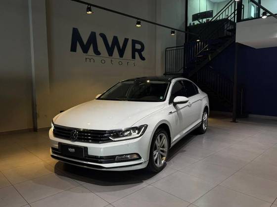 VOLKSWAGEN PASSAT 2.0 16V TSI BLUEMOTION GASOLINA HIGHLINE 4P DSG VOLKSWAGEN PASSAT 2.0 16V TSI BLUEMOTION GASOLINA HIGHLINE 4P DSG